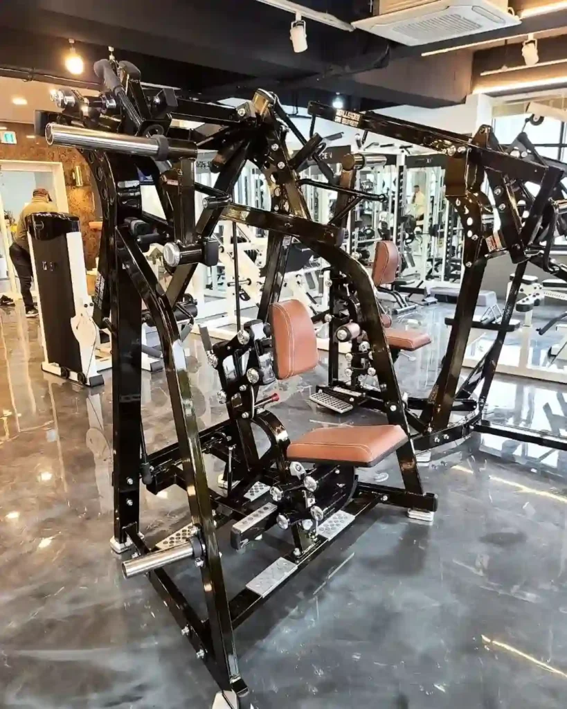 Sleek Powerhouse Setup – High-Performance Gym Machines in a Polished Environment