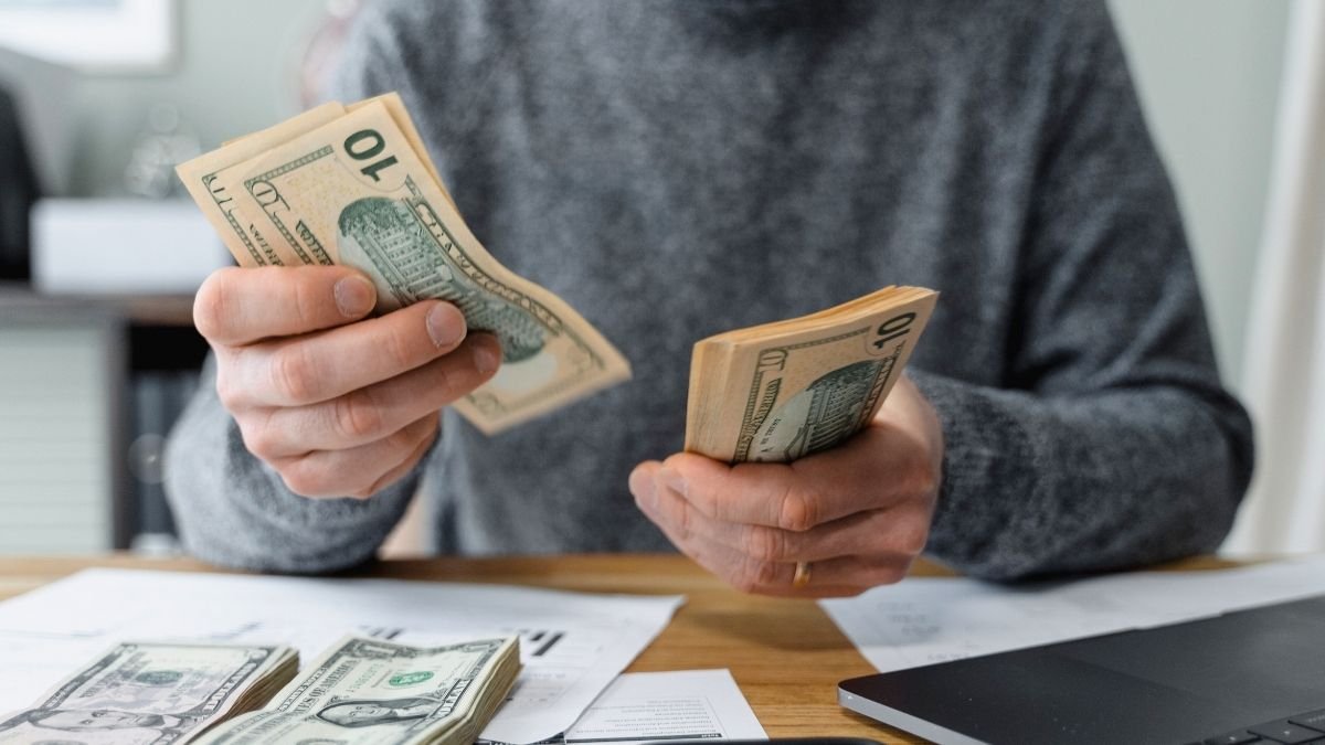 20 boring jobs to earn money