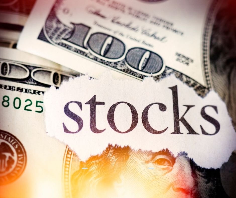 Dividend Stocks: Monthly Payouts from Blue-Chip Companies