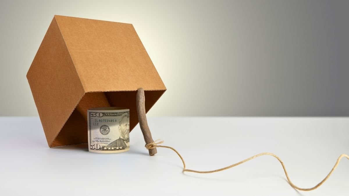 The Psychological Money Trap 65% of Americans Fall Into (And How to Avoid It)
