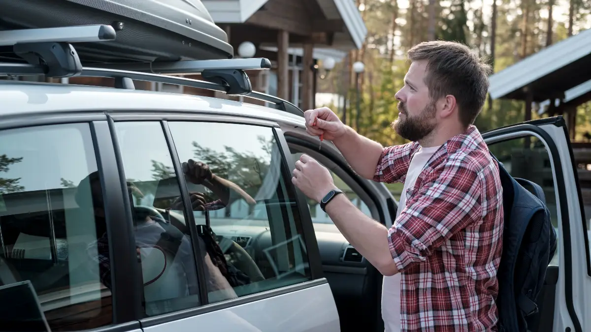  What specific regrets did the previous owner have about the RV's use or design?