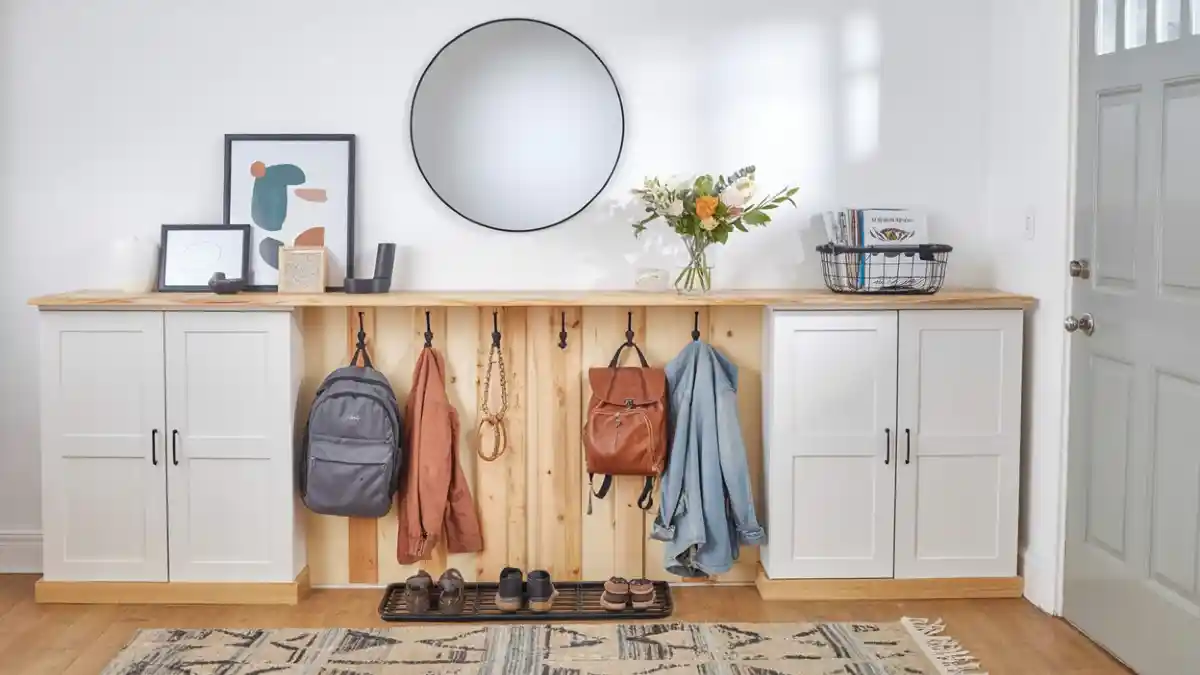 Crisp White and Pine Custom-Look Console – Mastering the Mudroom Vibe in a Narrow Passageway