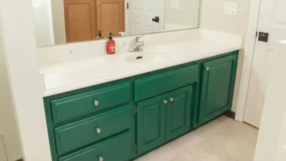 Modern Farmhouse Contrast Bath - Elevating Builder-Grade Basics