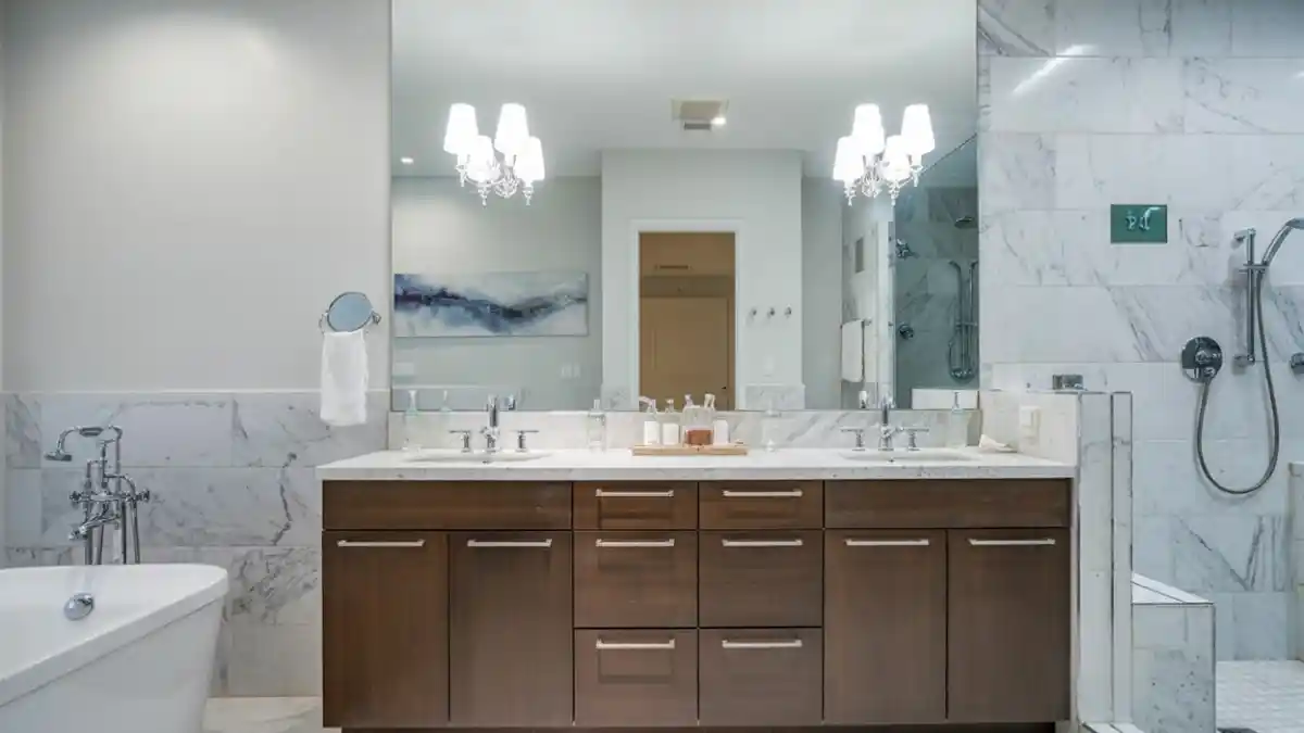 Modern Walnut & Marble Spa – Framing the Floating Vanity