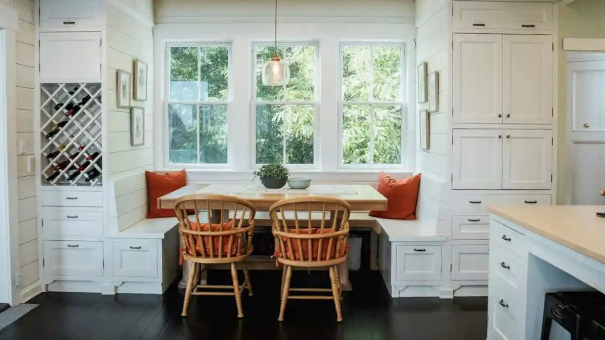Rustic White & Warm Wood Farmhouse Nook - Maximizing Storage with Built-in Charm