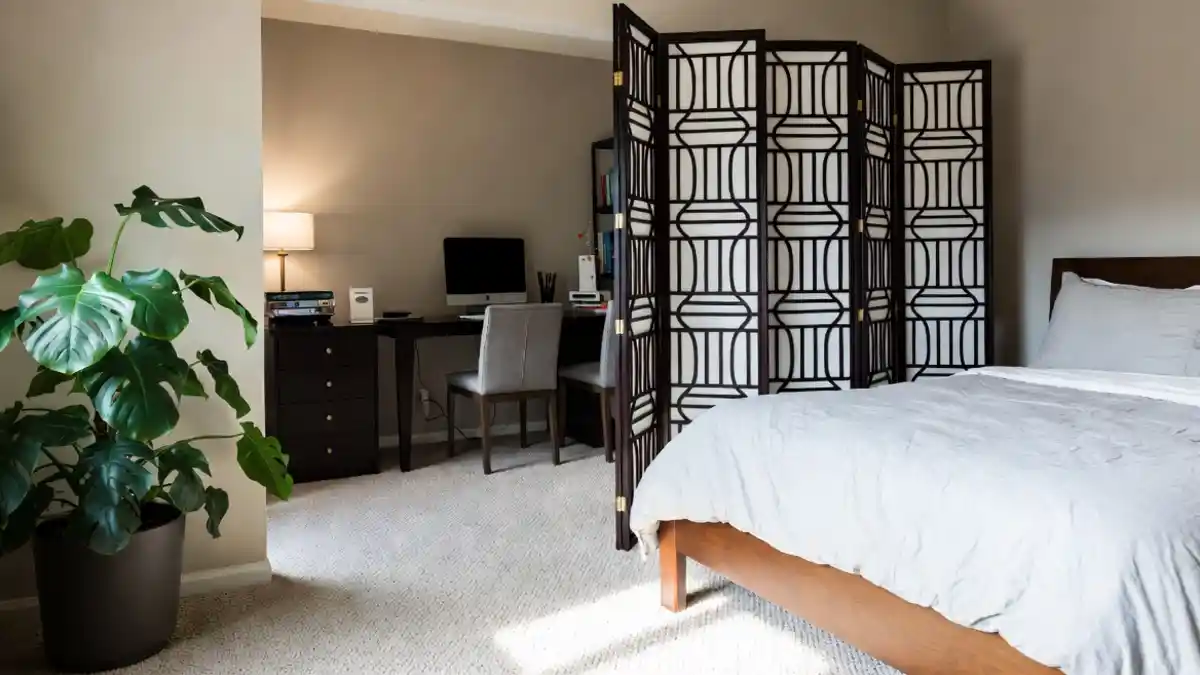 Zen Geometric Folding Screen Bedroom - Stylish Separation for Work and Rest