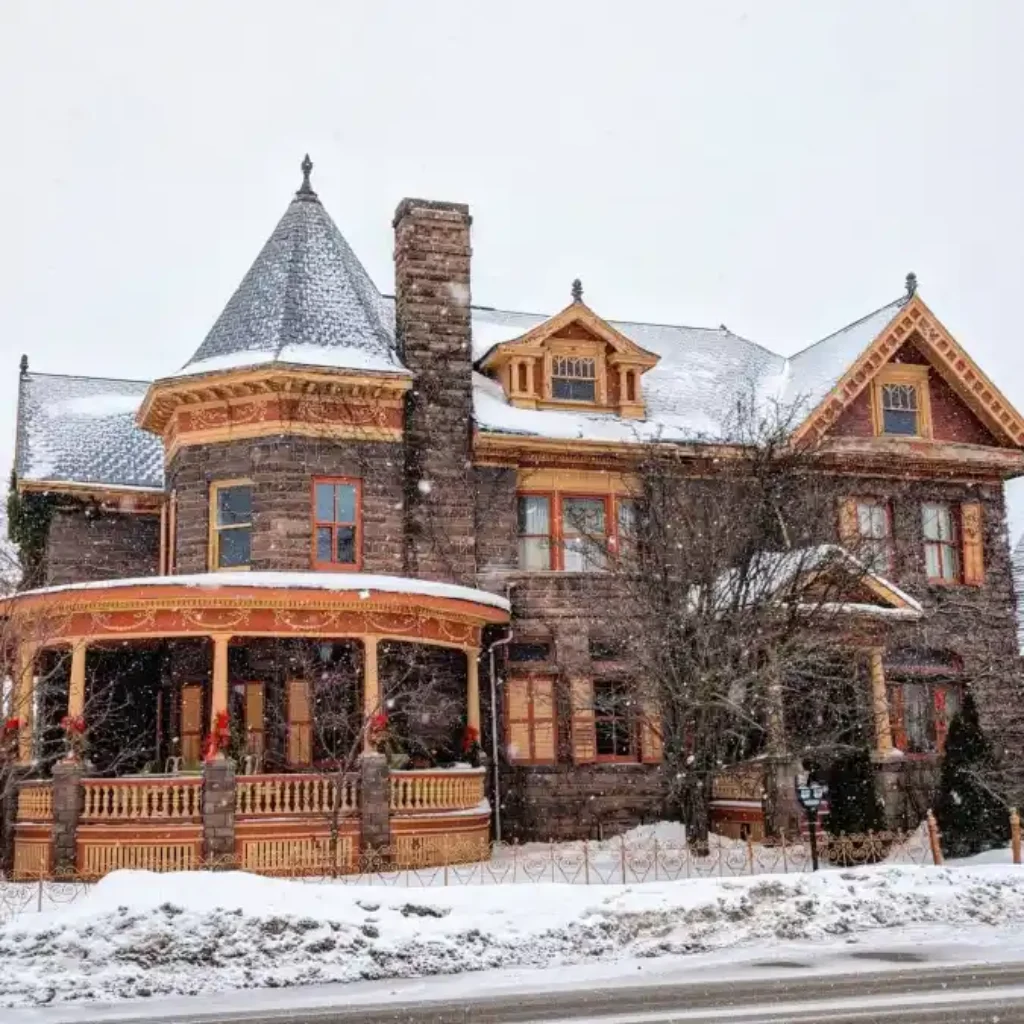 Russet Stone and Gilded Trim Manor – Constructing a Victorian-Style Castle Aesthetic