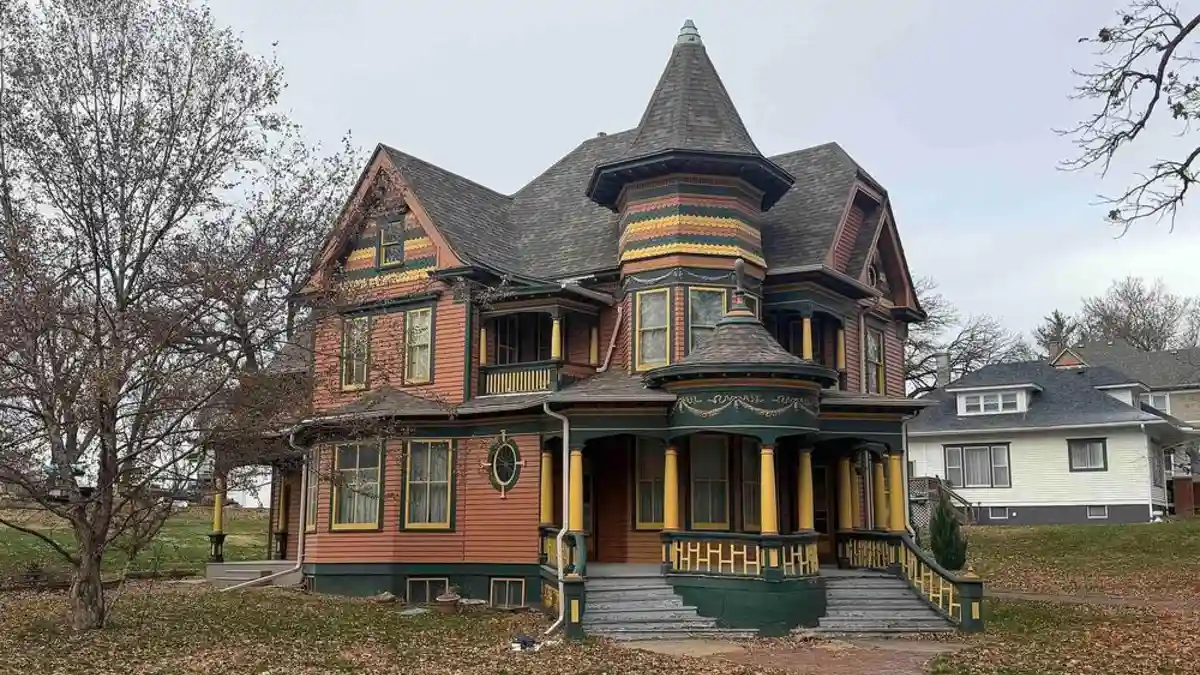 25+ Medieval House Designs That Look Straight Out of a Fantasy Novel