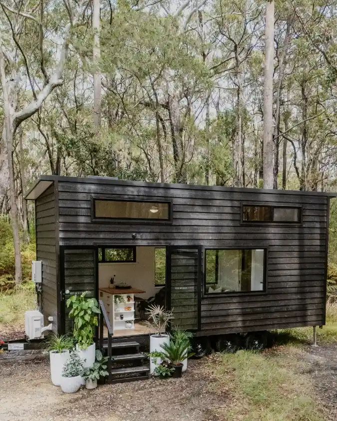 Charcoal Cedar Sanctuary – Redefining Mobile Modernism