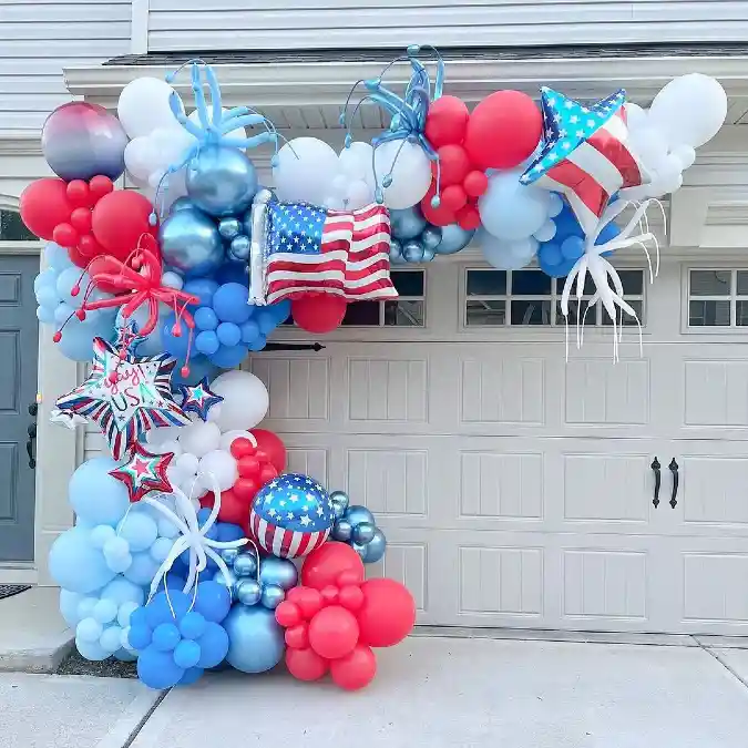 Patriotic Garage Gala - Festive Influx for the 4th of July