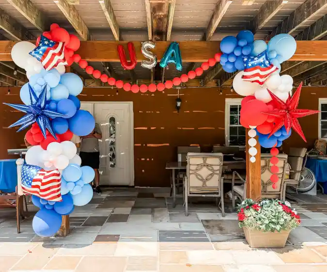Star-Spangled Patio Portal Patriotic Balloon Arch - 4th of July Celebration Hub